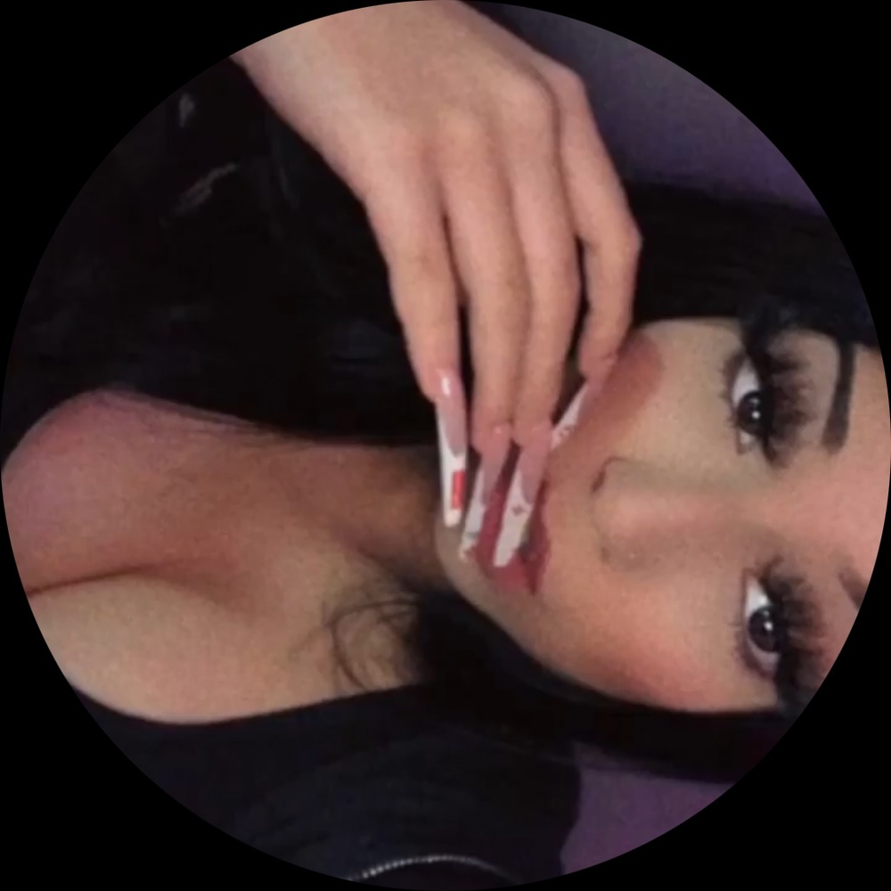 Meet your Posher, Dayana